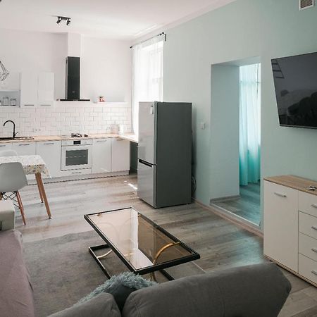 Appartement Apartament Mietowy à Ustrzyki Dolne Extérieur photo